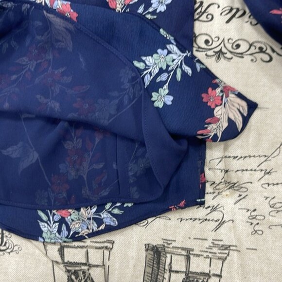 BCBGMAXAZRIA Floral-Print Blouse - Picture 9 of 14